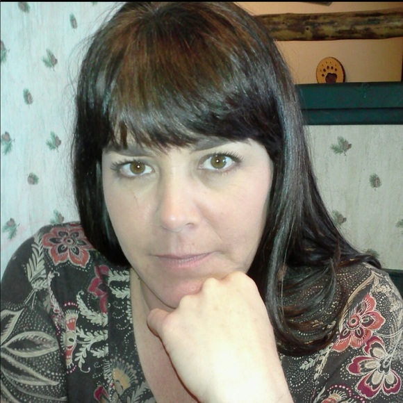 Meet your Posher, Donna - Picture 1 of 1